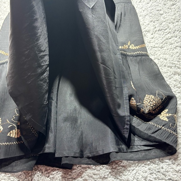 Ann Taylor LOFT Skirt Womens 6 Midi Tiered Flowy BOHO Zip Up Embroidered Office - Picture 5 of 7